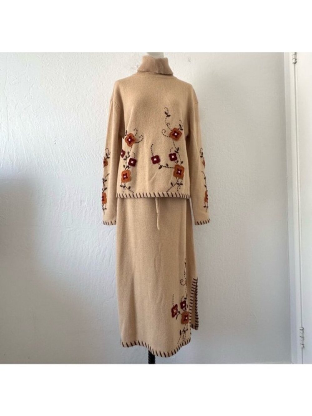 Rene Derhy Collection Angora Wool embroidered with Pearl stone Sweater Skirt Set - Picture 2 of 15